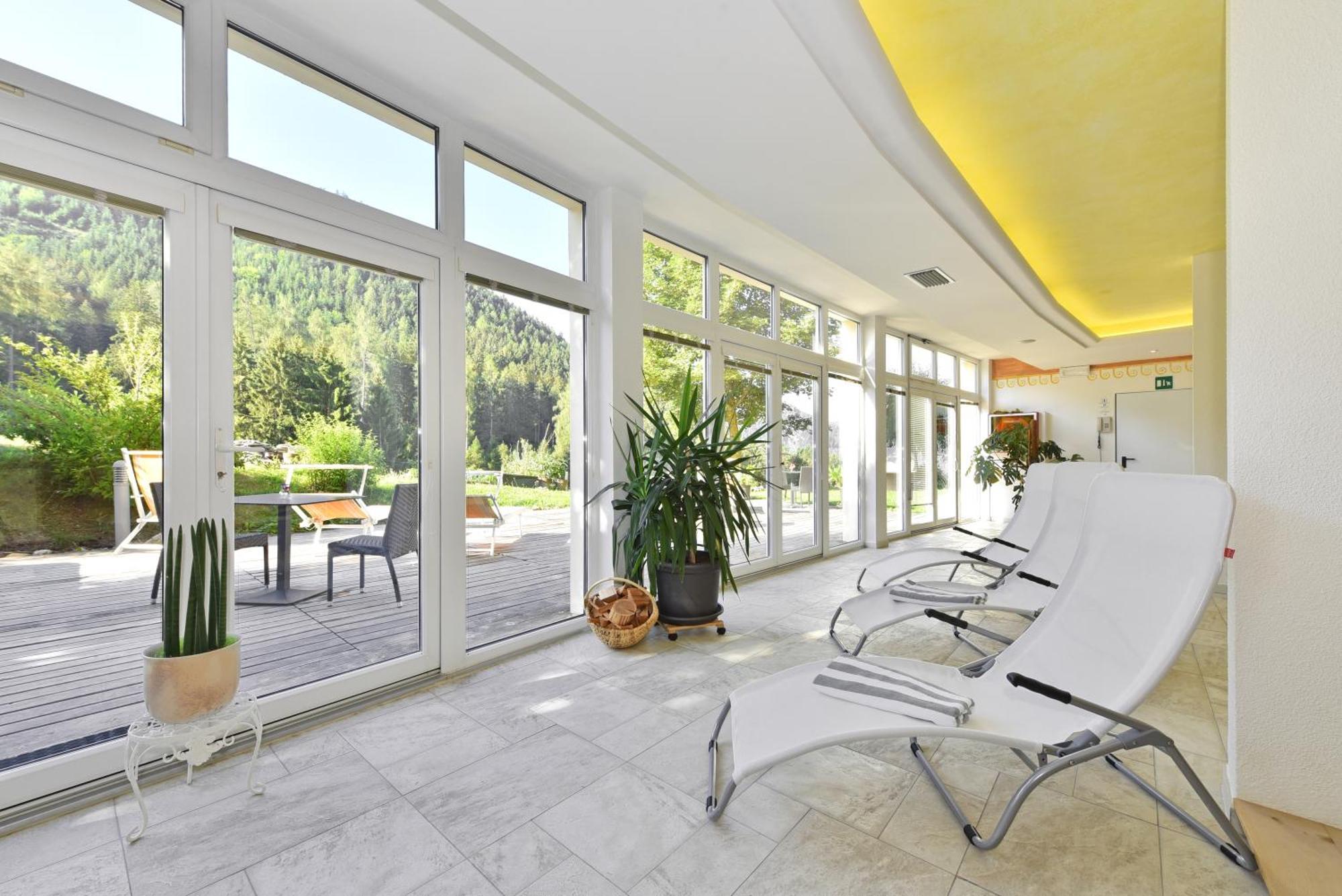 Hotel Ludwigshof & Luvina โตรเดนา ภายนอก รูปภาพ