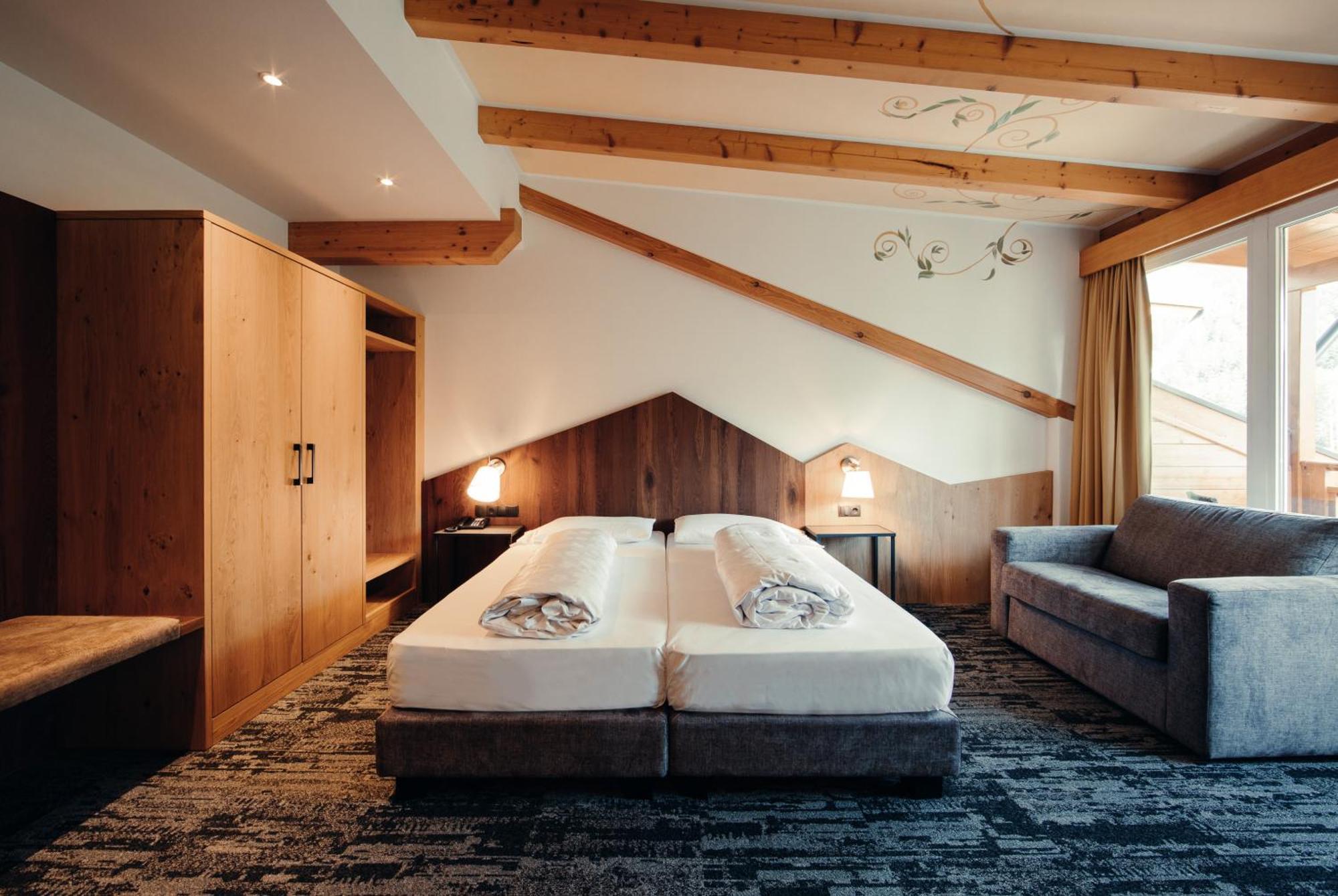 Hotel Ludwigshof & Luvina โตรเดนา ห้อง รูปภาพ